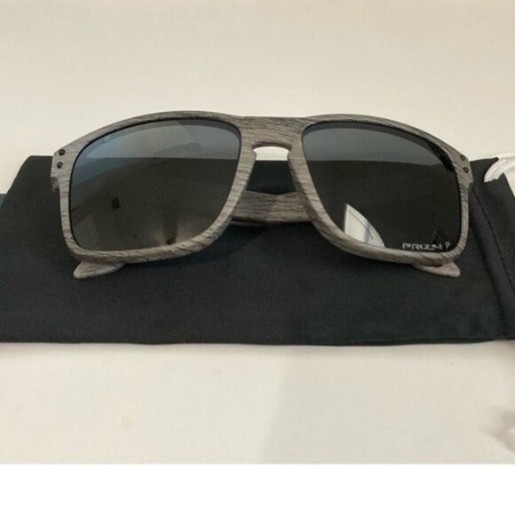 Oakley Holbrook Prizm Polarized Black Lenses OO9102 Woodgrain Frame - Picture 3 of 8